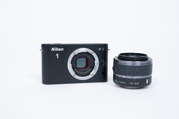 Nikon 1 J1 and Nikkor 1 10-30mm